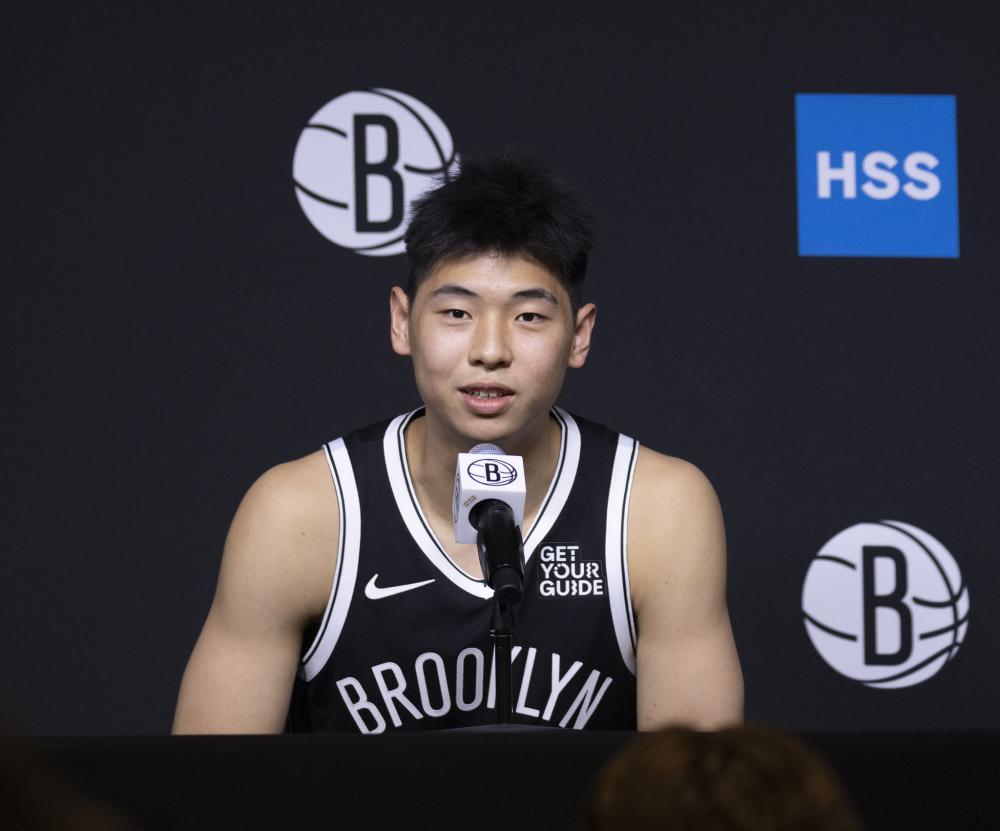 陣容不整